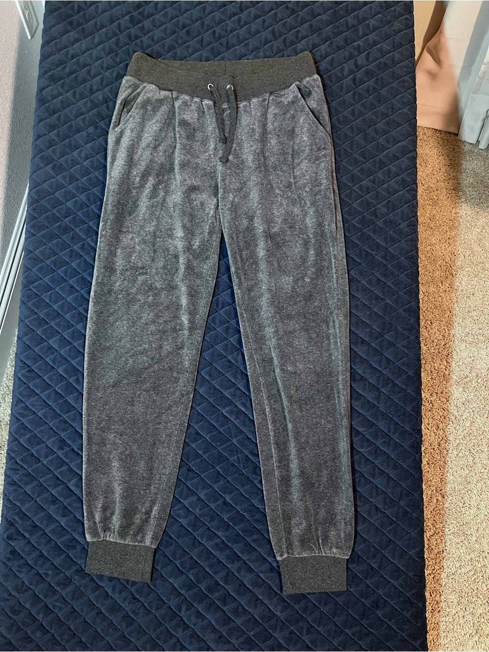 Fashion Nova Women's Charcoal Velour Joggers - Dark Gray Drawstring Pants Size M